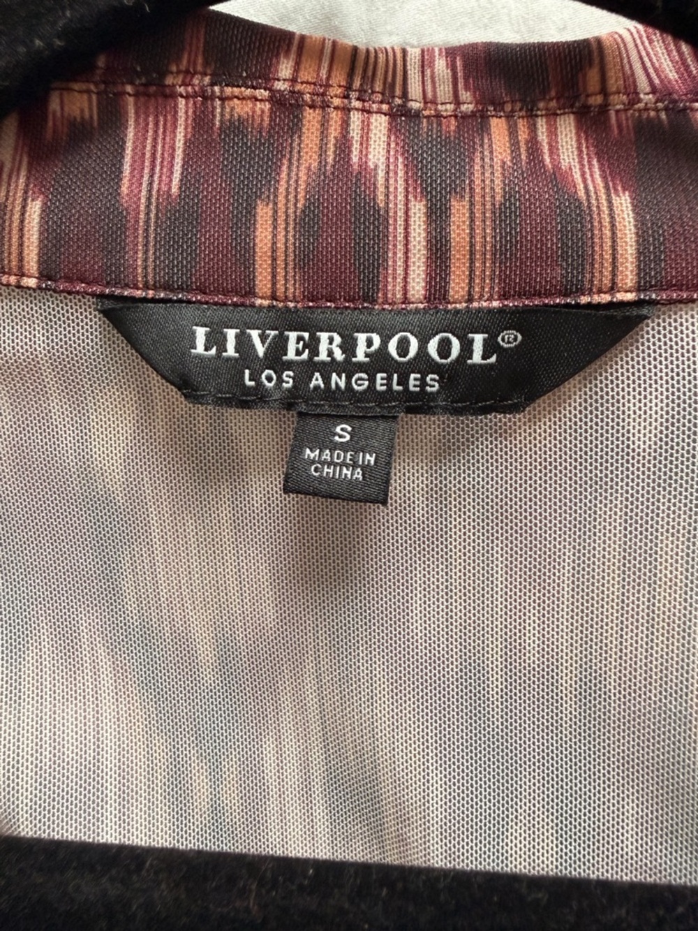 Liverpool Women’s Long Sleeve Mesh Print Button Front Blouse Top size Small - Picture 6 of 8